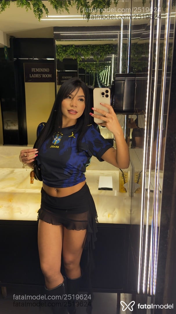 Acompanhante mulher morena (o) de olhos castanhos em São José Acompanhante mulher morena (o) de olhos castanhos em São José - Hana