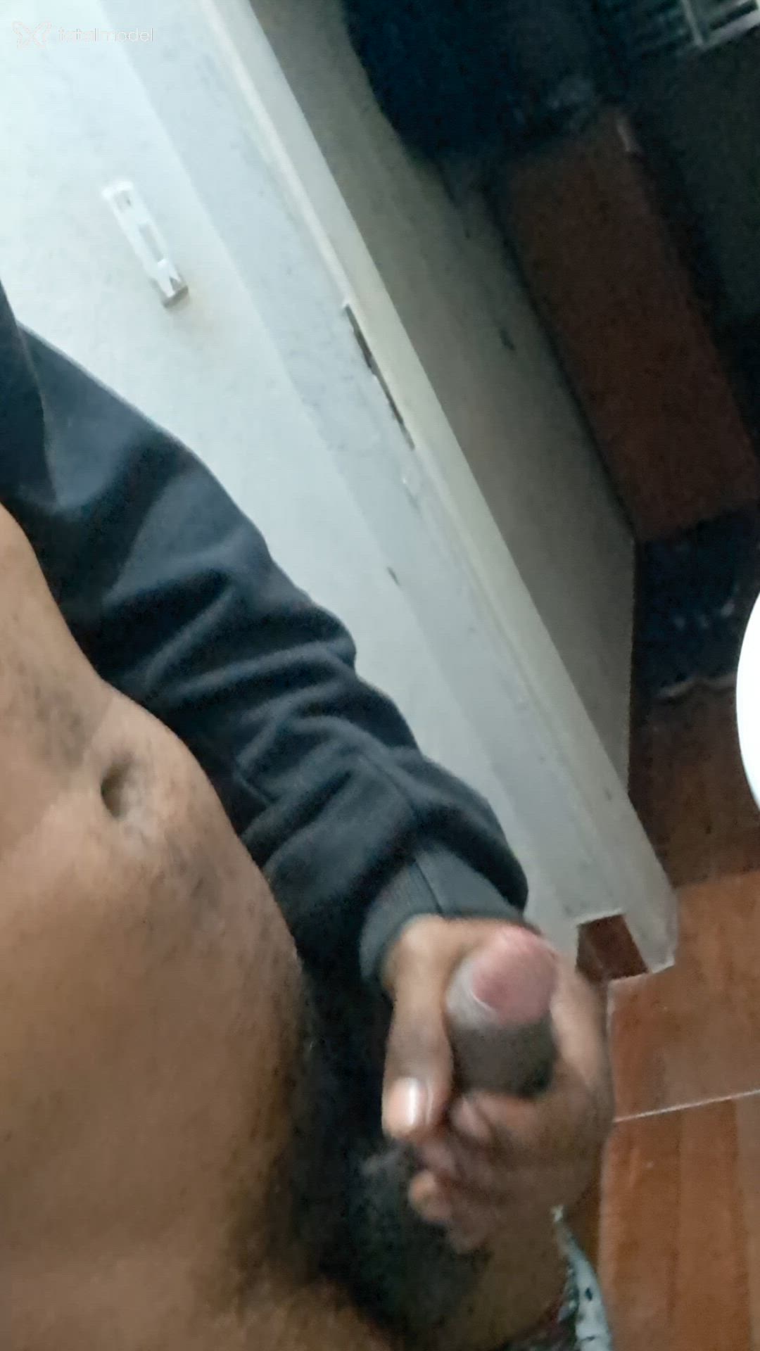 Acompanhante homem com cabelo castanho de olhos pretos em Embu Acompanhante homem com cabelo castanho de olhos pretos em Embu - David