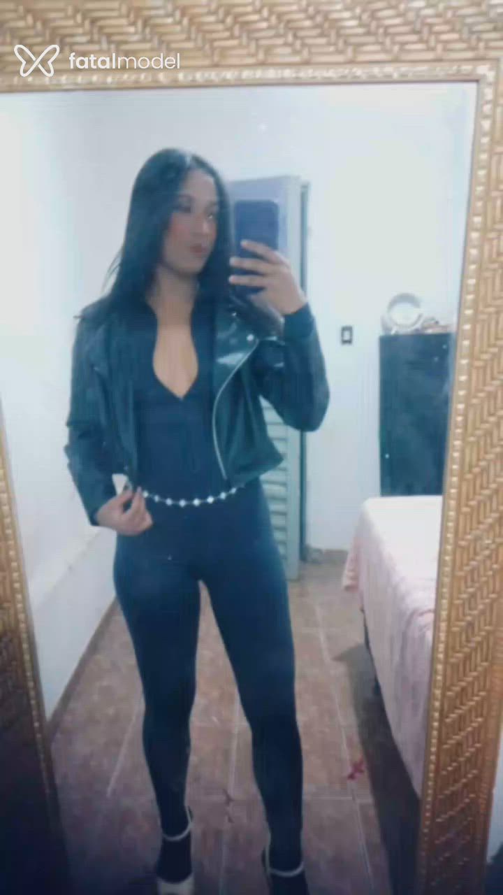 Acompanhante mulher morena (o) de olhos castanhos em Uberlândia - Lua