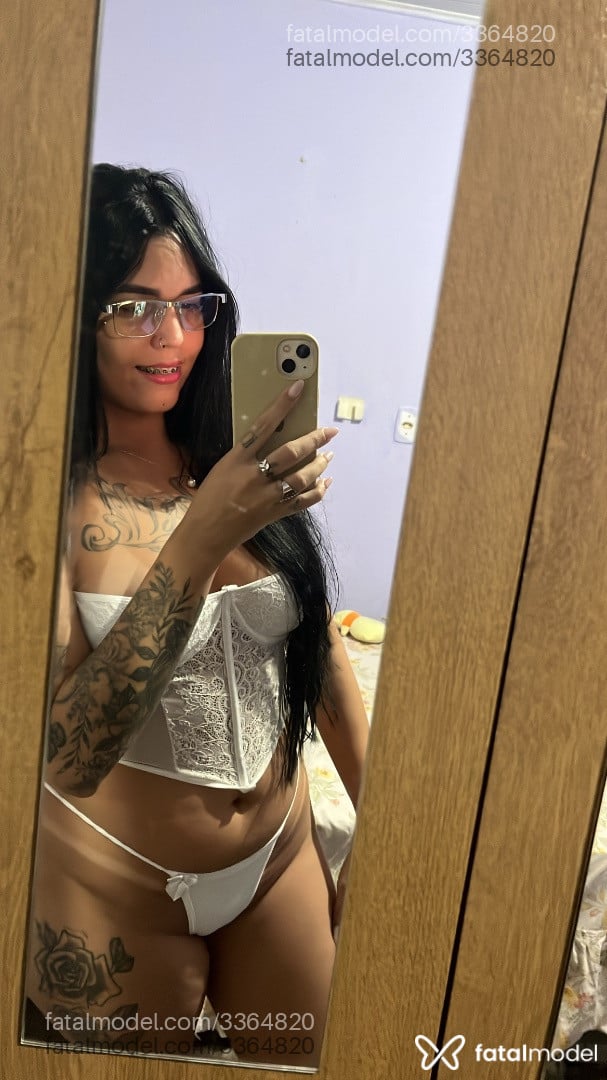Acompanhante mulher morena (o) de olhos castanhos em Barreirinhas Acompanhante mulher morena (o) de olhos castanhos em Barreirinhas - Hellen Crys