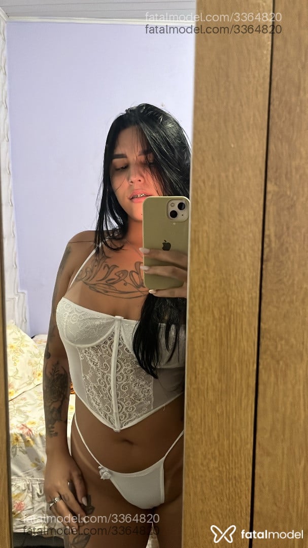 Acompanhante mulher morena (o) de olhos castanhos em Barreirinhas Acompanhante mulher morena (o) de olhos castanhos em Barreirinhas - Hellen Crys