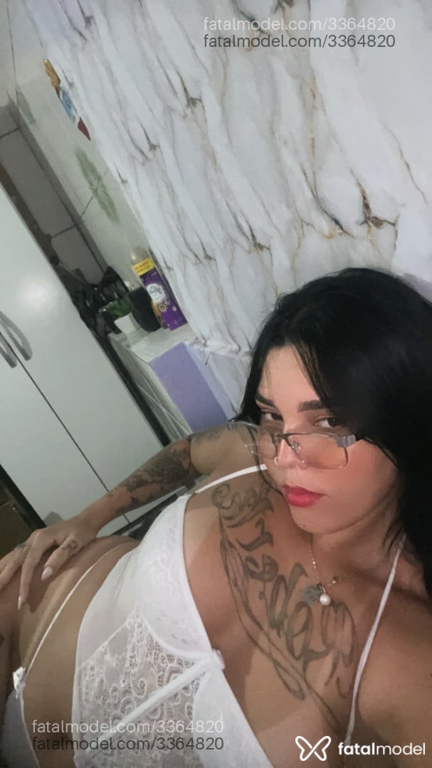 Acompanhante mulher morena (o) de olhos castanhos em Barreirinhas Acompanhante mulher morena (o) de olhos castanhos em Barreirinhas - Hellen Crys