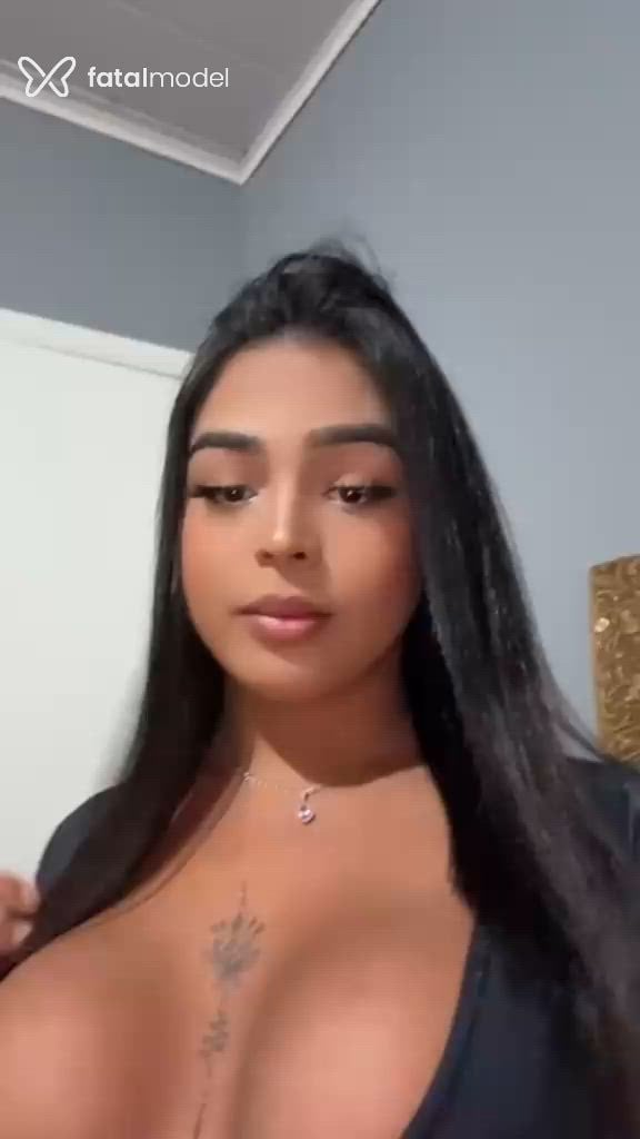 Acompanhante mulher trans morena (o) de olhos pretos em Criciúma - Isadora Gabrielly