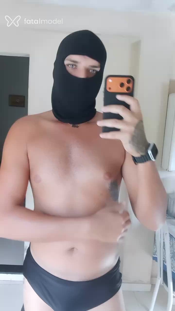 Acompanhante homem morena (o) de olhos azuis - Caio Acompanhante homem morena (o) de olhos azuis - Caio