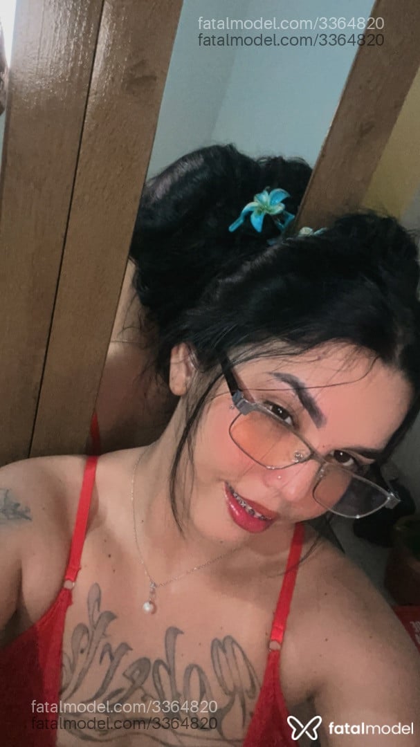 Acompanhante mulher morena (o) de olhos castanhos em Barreirinhas - Hellen Crys