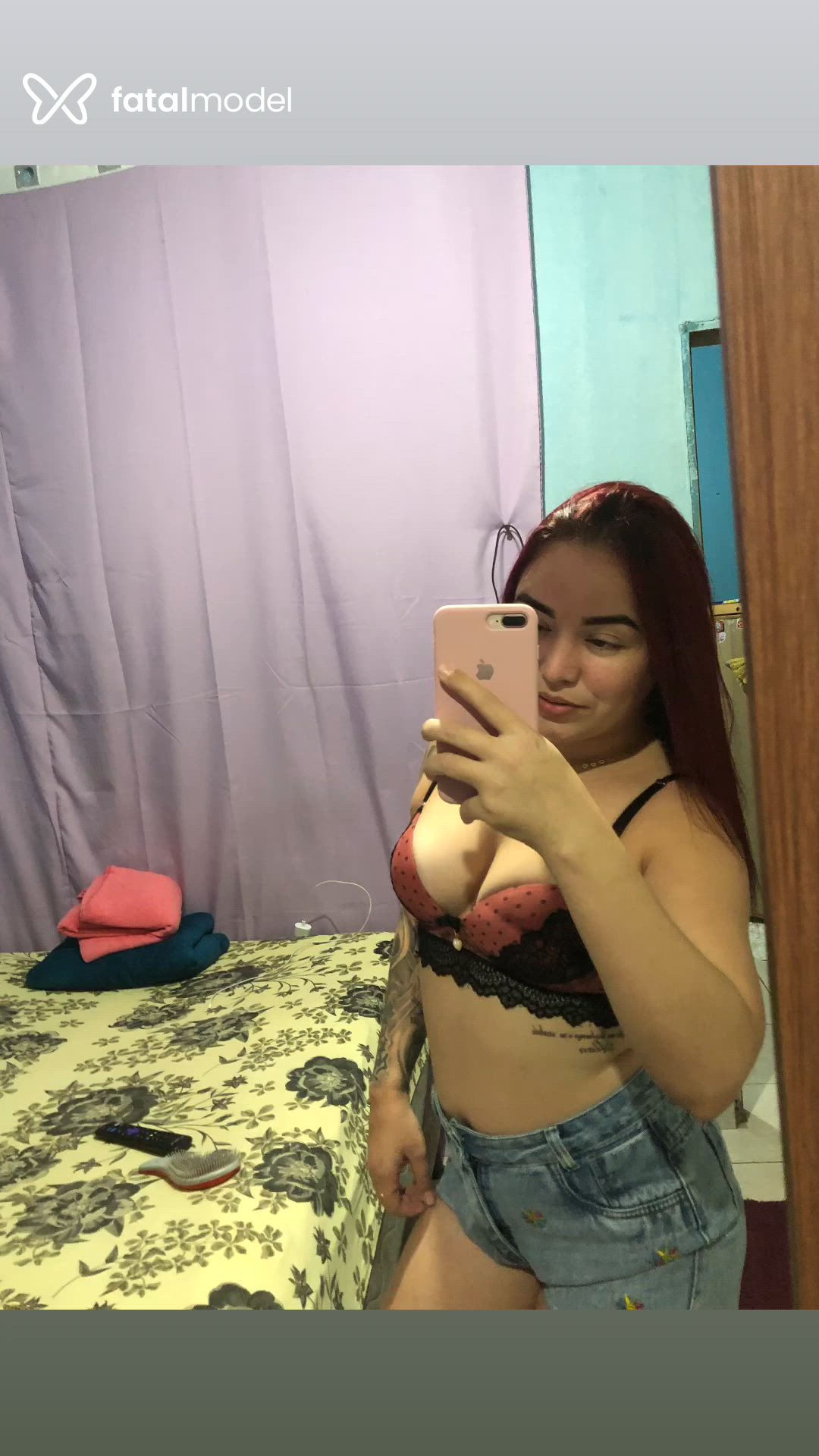 Acompanhante mulher ruiva (o) de olhos mel - Maya Acompanhante mulher ruiva (o) de olhos mel - Maya