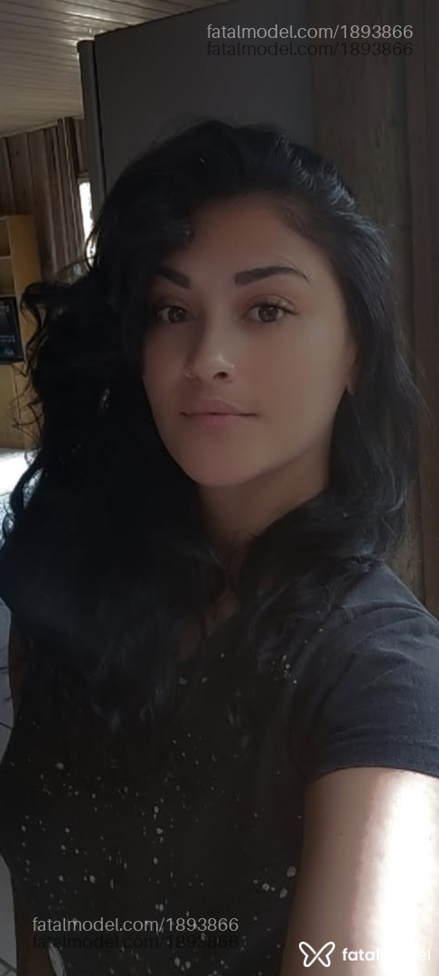 Acompanhante mulher morena (o) de olhos castanhos em Taió - Marcele