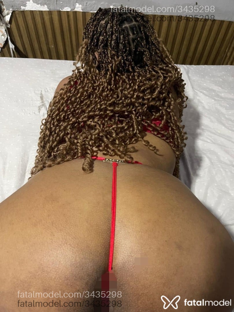 Acompanhante mulher com cabelo castanho de olhos castanhos em Guarujá - Rebeca