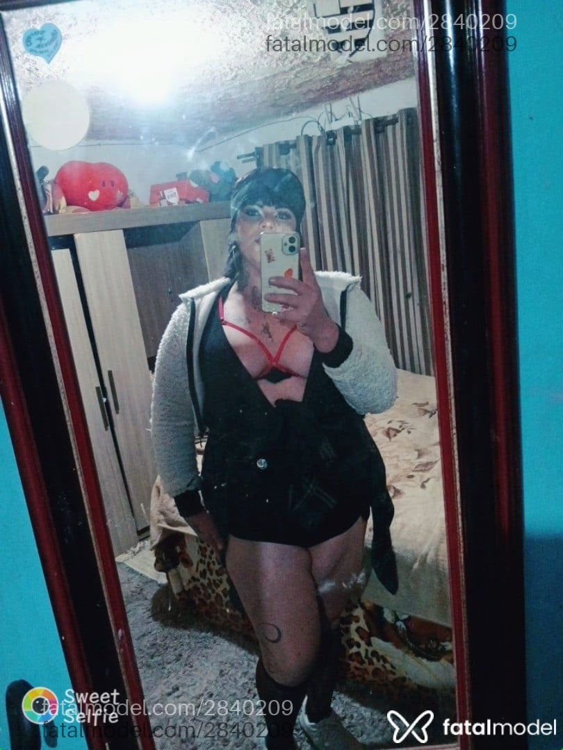 Acompanhante mulher trans morena (o) de olhos castanhos em Jaraguá do Sul - Emanuely