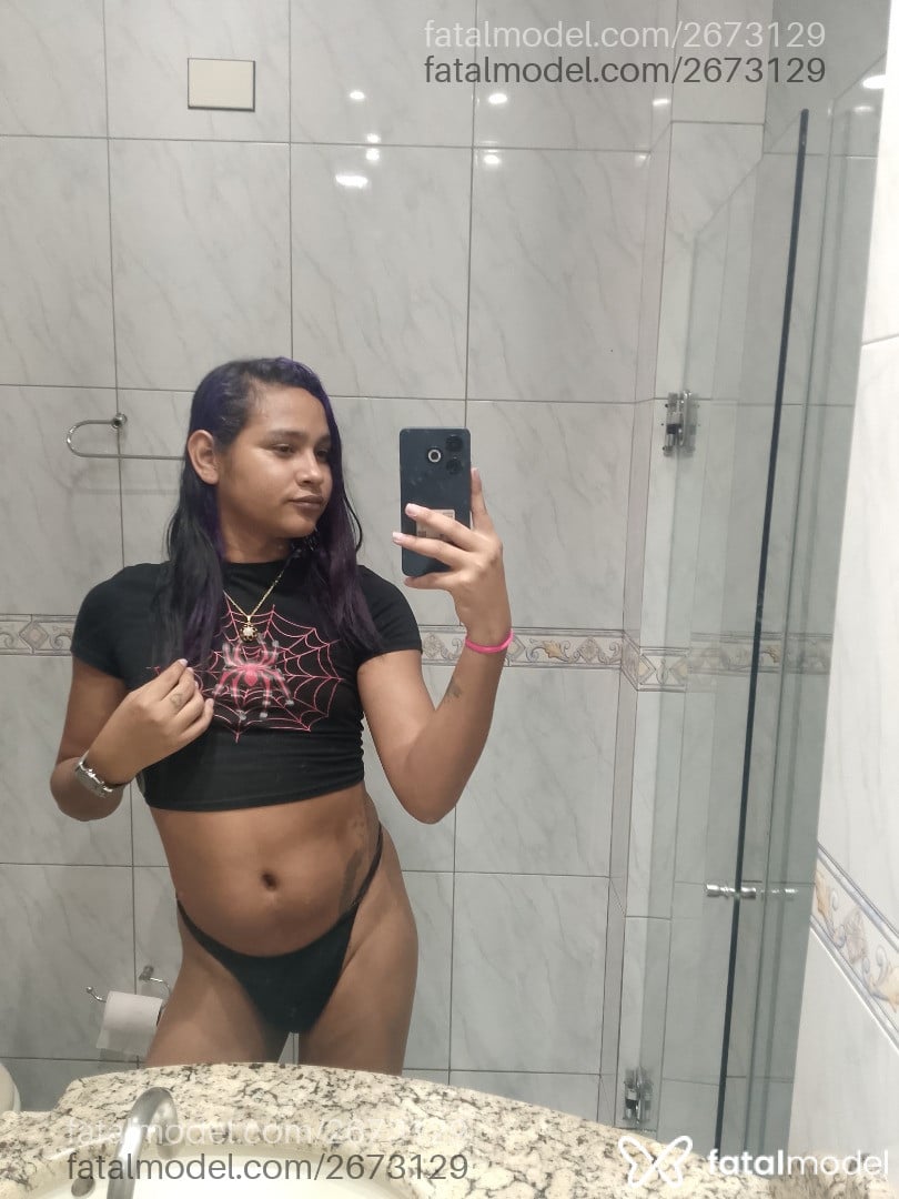 Acompanhante mulher trans com cabelo castanho de olhos castanhos em Sarandi Acompanhante mulher trans com cabelo castanho de olhos castanhos em Sarandi - Bella Brown