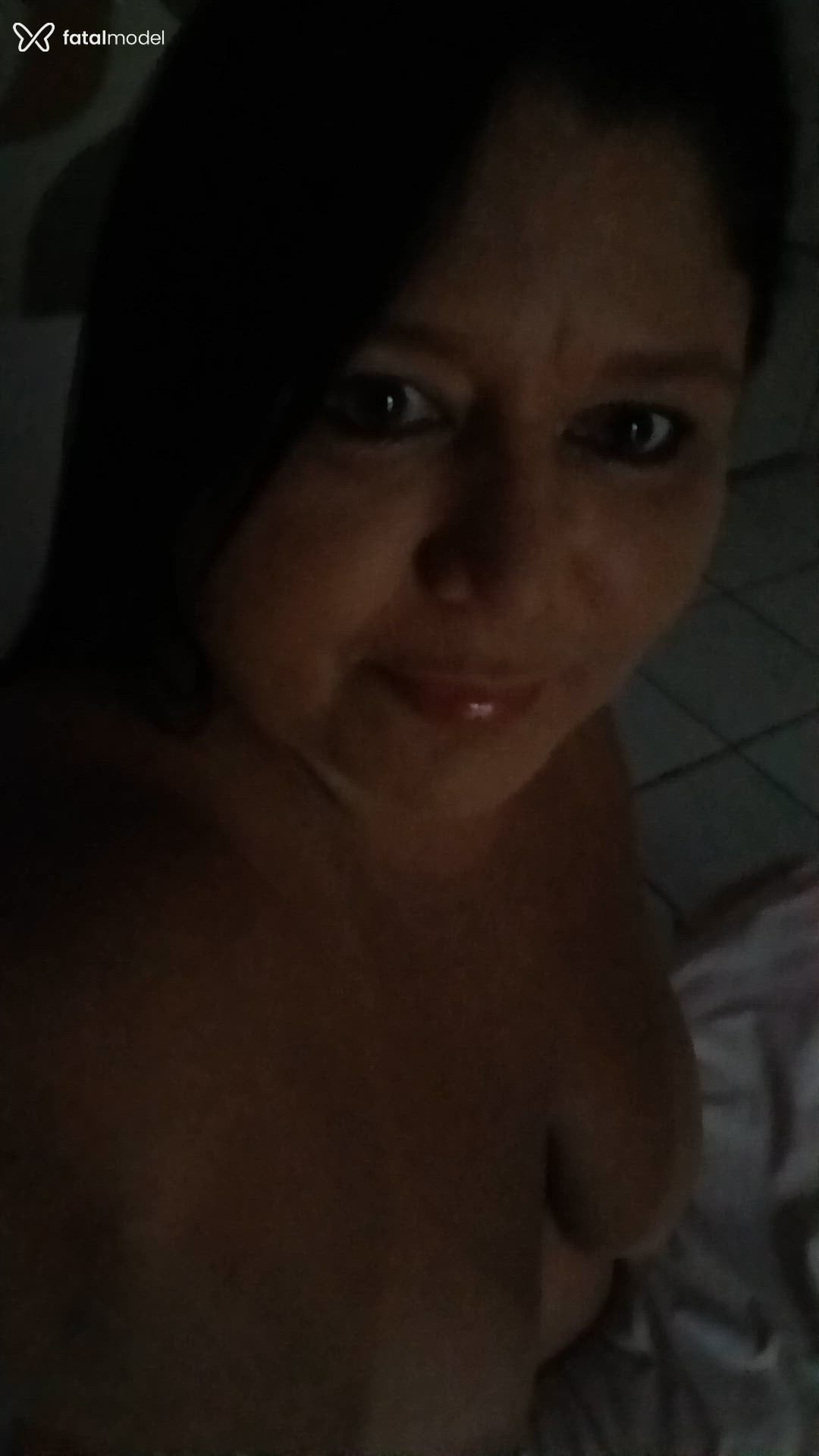 Acompanhante mulher morena (o) de olhos castanhos em Currais Novos Acompanhante mulher morena (o) de olhos castanhos em Currais Novos - Preliminarquente