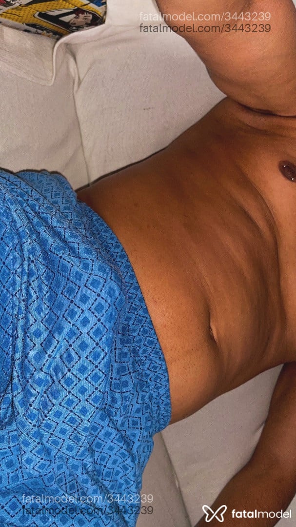 Acompanhante homem morena (o) de olhos castanhos em Virtual Acompanhante homem morena (o) de olhos castanhos em Virtual - Elias