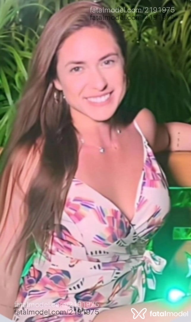 Acompanhante mulher ruiva (o) de olhos castanhos em Florianópolis - Mariana