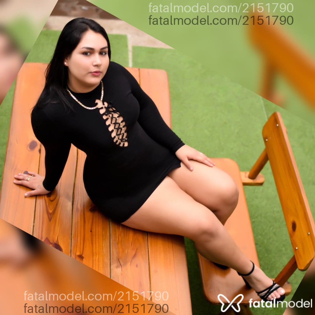Acompanhante mulher morena (o) de olhos castanhos em Pelotas Acompanhante mulher morena (o) de olhos castanhos em Pelotas - Tainá Keller