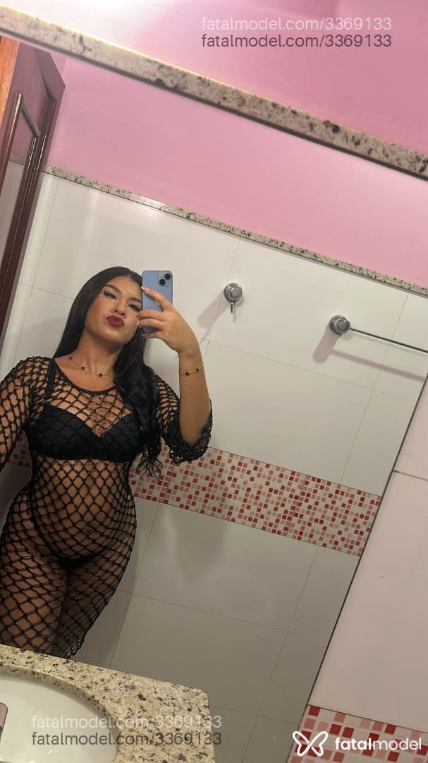 Acompanhante mulher morena (o) de olhos castanhos em Araxá - Marina