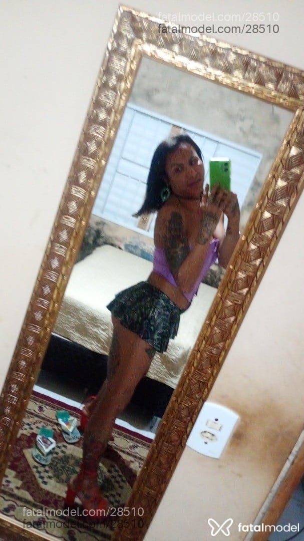 Acompanhante travesti morena (o) de olhos castanhos em Avaré Acompanhante travesti morena (o) de olhos castanhos em Avaré - Roberta Stoor