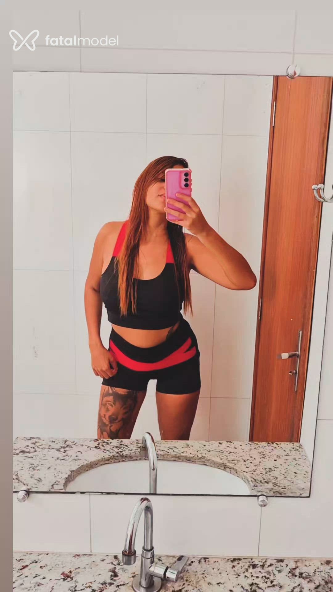 Acompanhante mulher ruiva (o) de olhos castanhos em Guarapari - Gabi Marquez