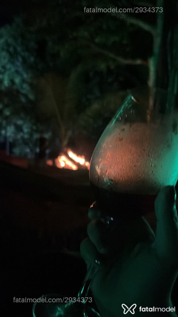 Acompanhante mulher com cabelo castanho de olhos castanhos em Araguaína - Laís Ster