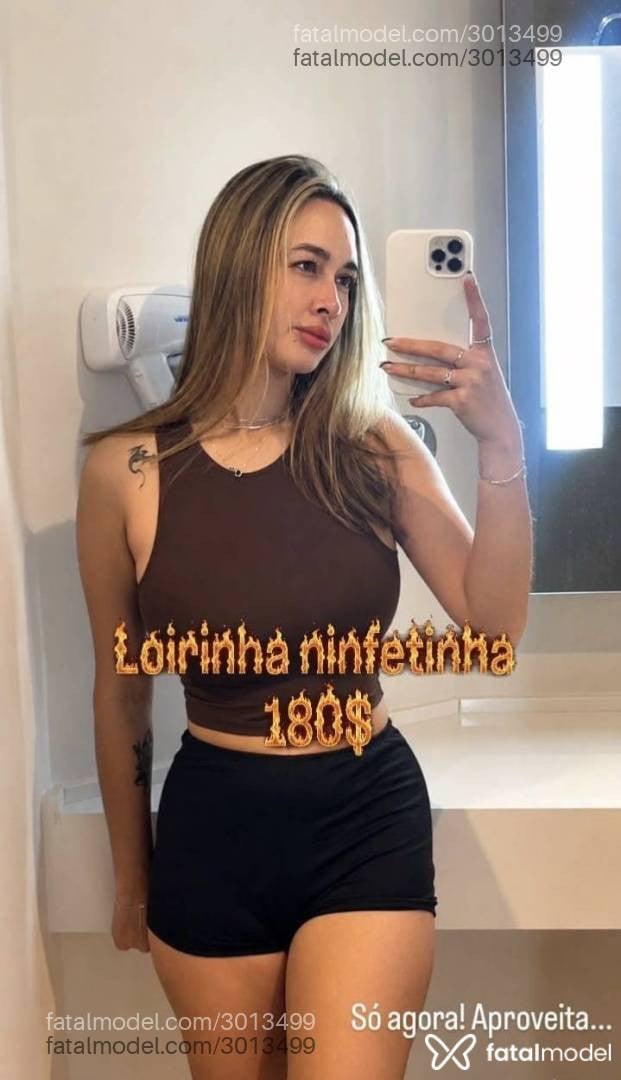 Acompanhante mulher loira (o) de olhos mel - Brendha Lisboa