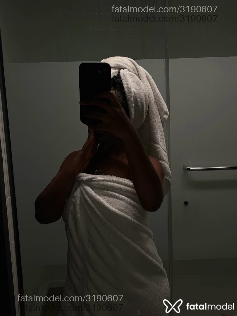 Acompanhante mulher morena (o) de olhos castanhos em Balneário Camboriú - Samantha