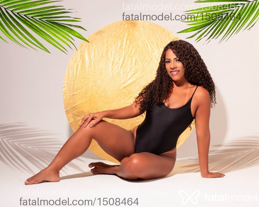 Acompanhante mulher morena (o) de olhos castanhos em João Pessoa - Karine