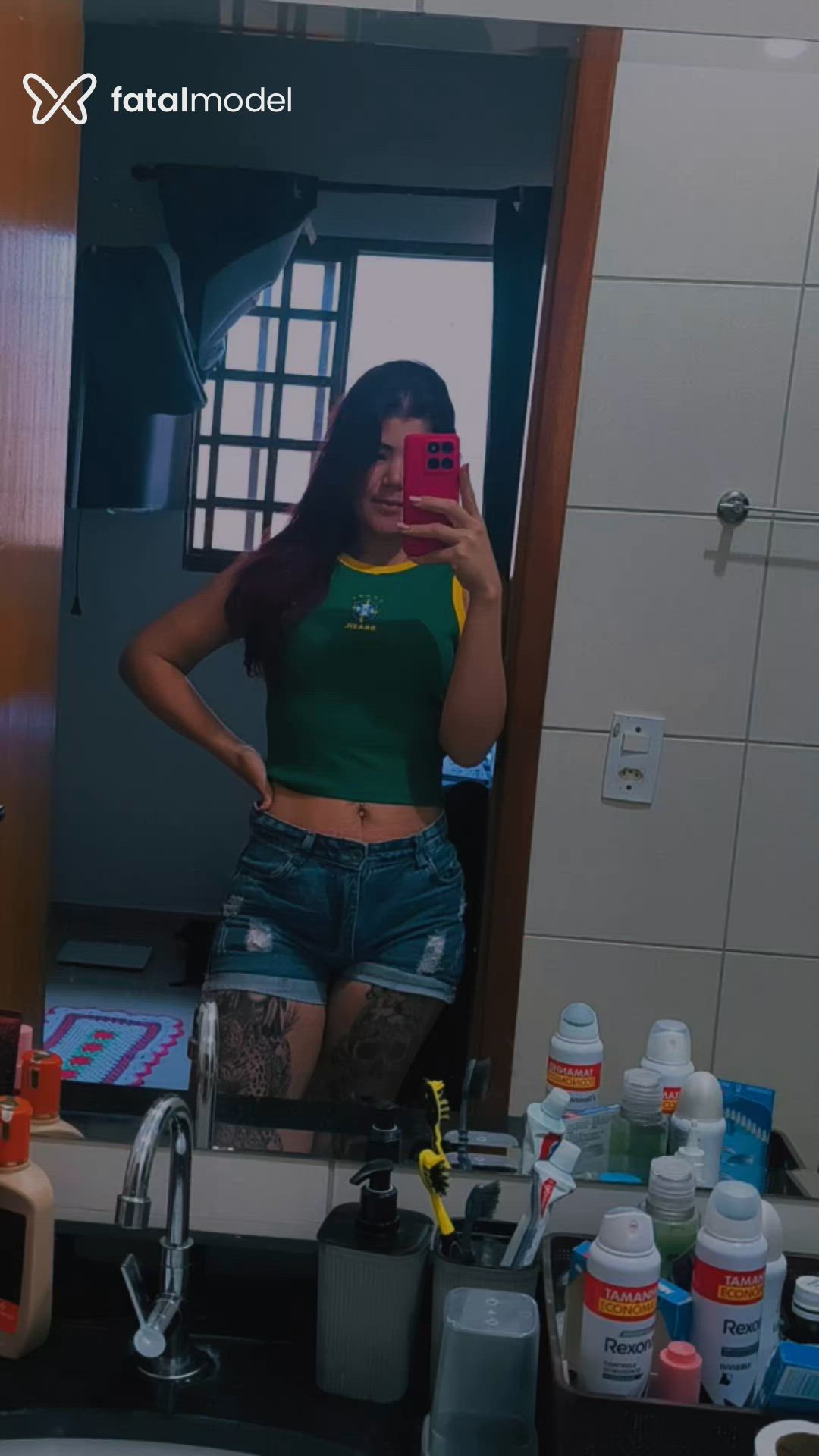 Acompanhante mulher morena (o) de olhos verdes em Maringá Acompanhante mulher morena (o) de olhos verdes em Maringá - Anezinha