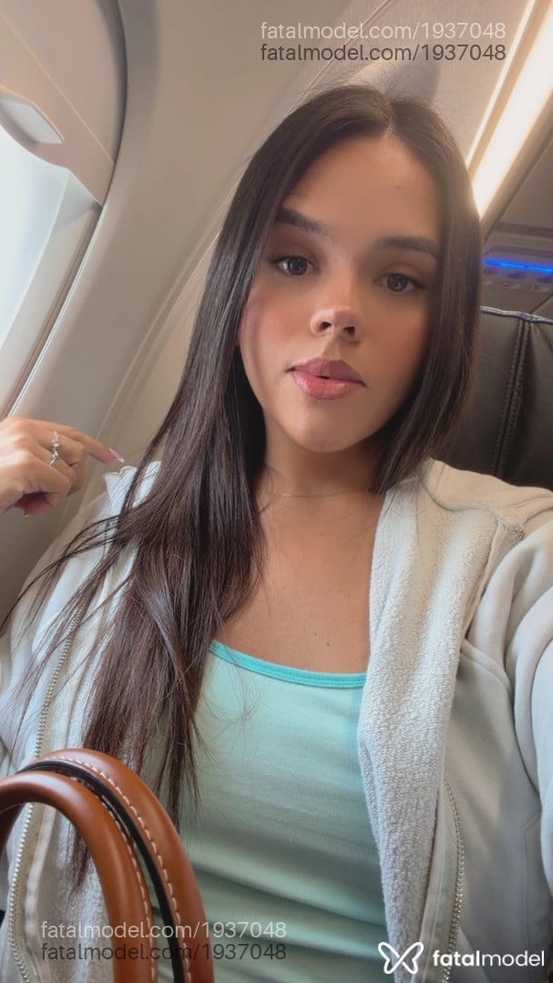 Acompanhante mulher trans com cabelo castanho de olhos castanhos em Jundiaí Acompanhante mulher trans com cabelo castanho de olhos castanhos em Jundiaí - Joyce
