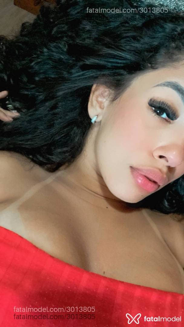 Acompanhante mulher morena (o) de olhos castanhos em Macaé Acompanhante mulher morena (o) de olhos castanhos em Macaé - Samanta