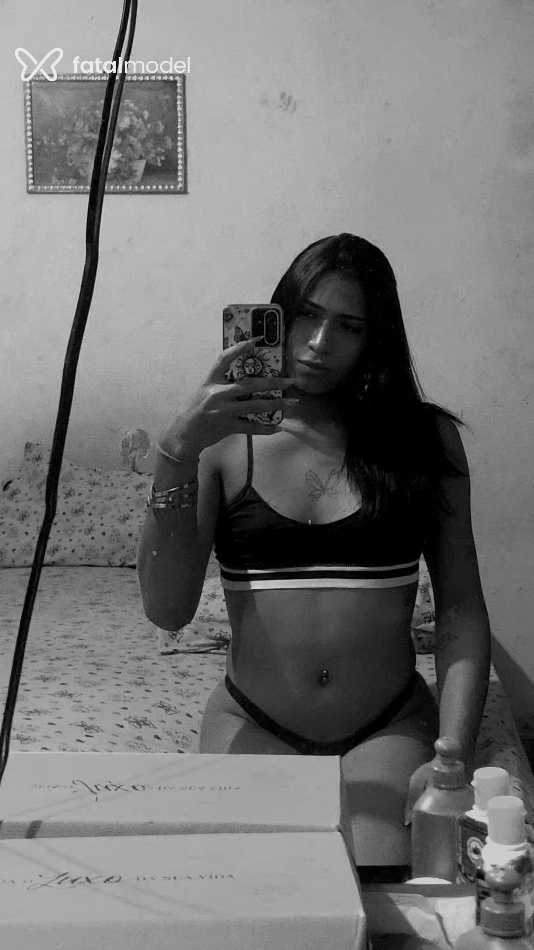 Acompanhante mulher trans morena (o) de olhos castanhos em Tangará da Serra Acompanhante mulher trans morena (o) de olhos castanhos em Tangará da Serra - Rafaella Duarte