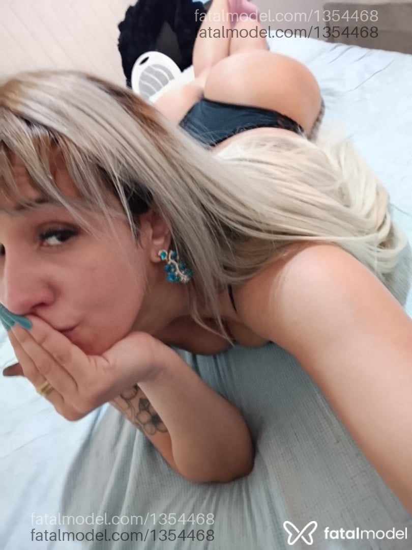 Acompanhante mulher loira (o) de olhos verdes em Chapecó Acompanhante mulher loira (o) de olhos verdes em Chapecó - Ana Ani