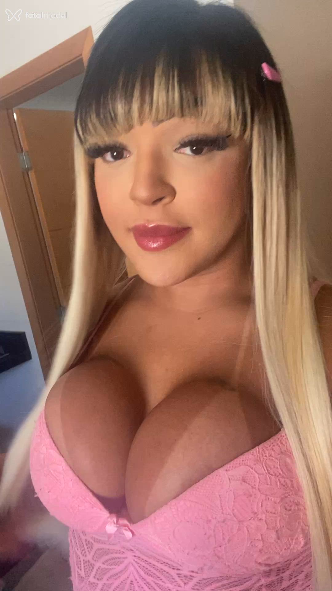 Acompanhante mulher trans loira (o) de olhos castanhos em Brasília Acompanhante mulher trans loira (o) de olhos castanhos em Brasília - Rayane Jesus