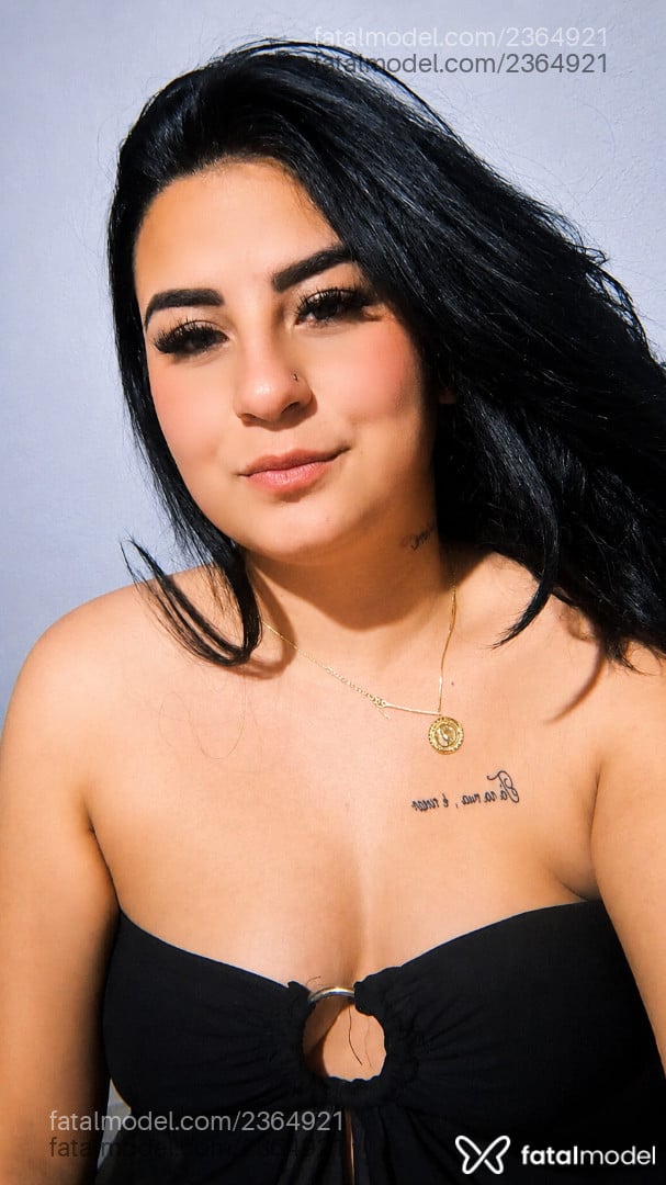 Acompanhante mulher morena (o) de olhos verdes em Videira - Julia