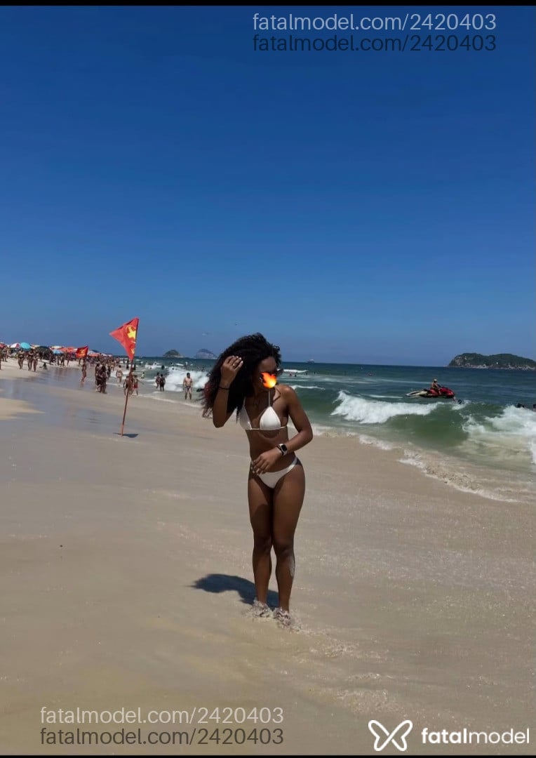 Acompanhante mulher morena (o) de olhos castanhos em São Pedro da Aldeia - Ares Buarque