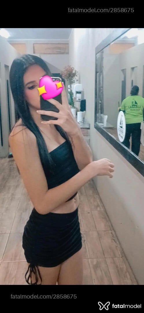 Acompanhante mulher trans morena (o) de olhos castanhos em Santa Cruz do Sul - Rauana