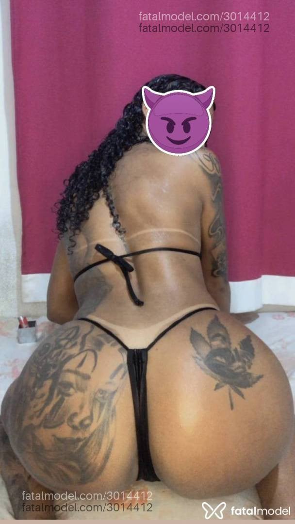 Acompanhante mulher morena (o) de olhos castanhos - Sara