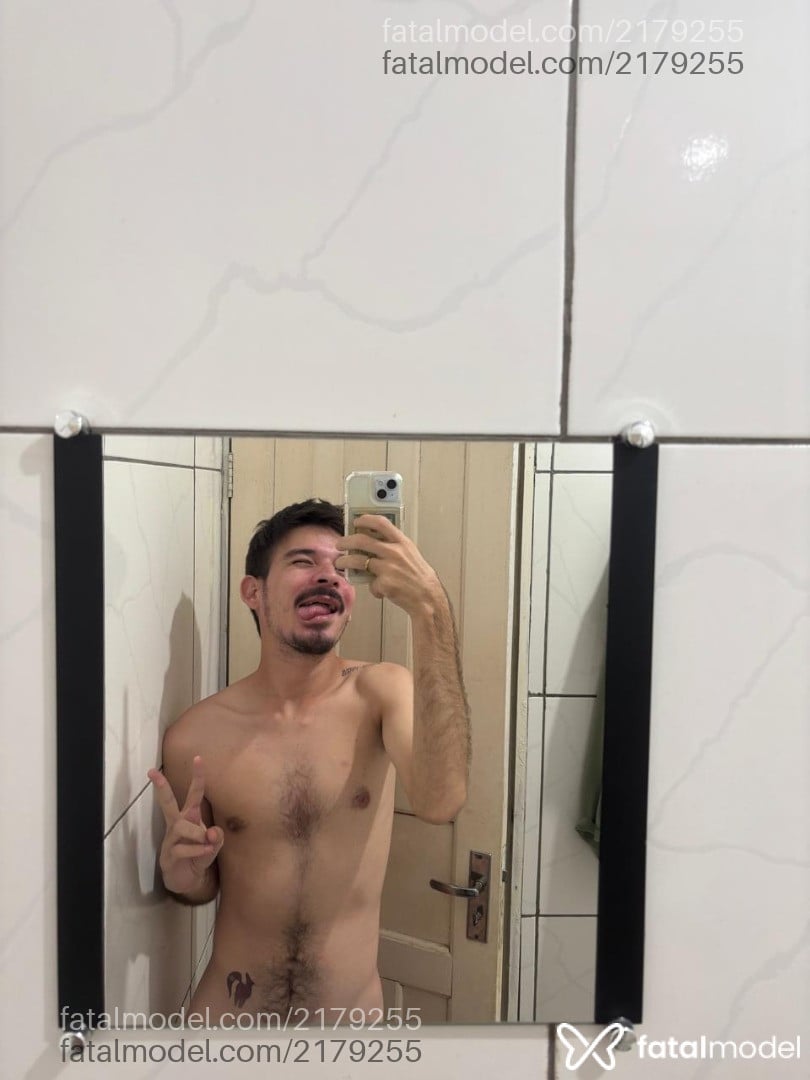 Acompanhante homem com cabelo castanho de olhos castanhos em Boa Vista - Desati