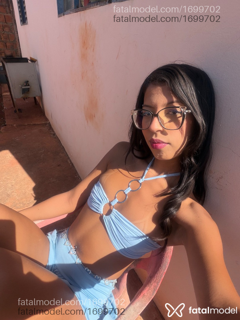 Acompanhante mulher morena (o) de olhos castanhos - Aline Salles