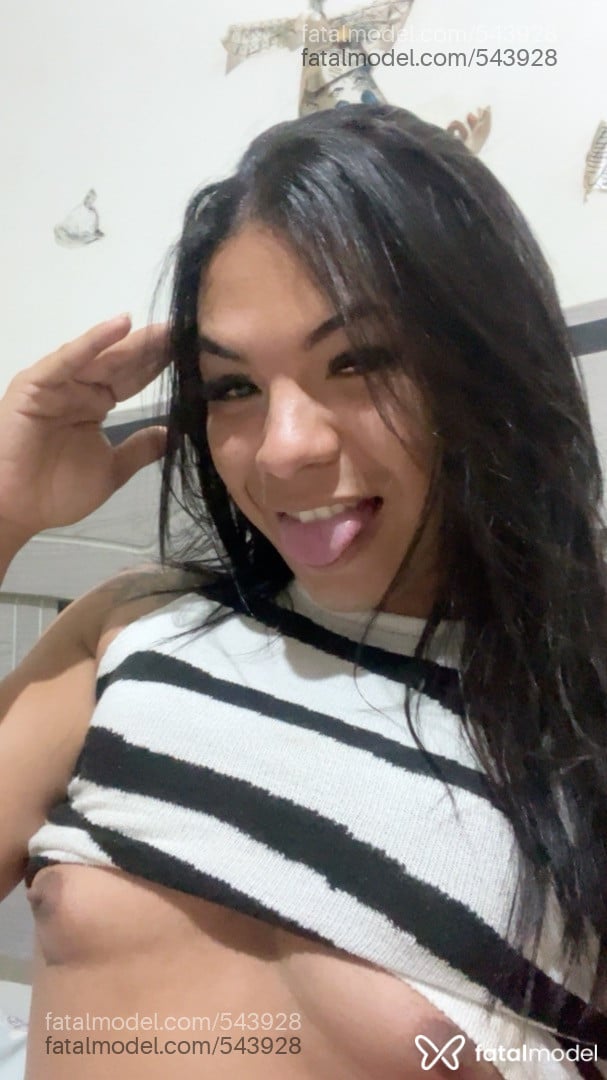 Acompanhante travesti com cabelo castanho de olhos castanhos em Ubiratã - Sophia