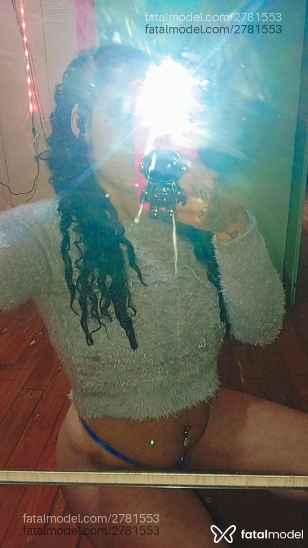 Acompanhante mulher morena (o) de olhos pretos - Nayzinhaaa Acompanhante mulher morena (o) de olhos pretos - Nayzinhaaa