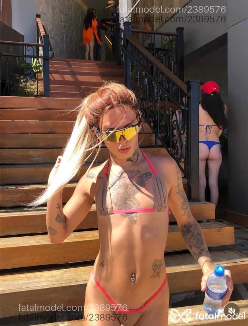 Acompanhante mulher trans morena (o) de olhos castanhos em Balneário Camboriú - Luara Isabelly