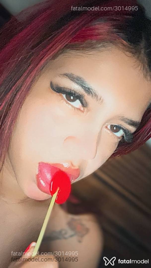 Acompanhante mulher morena (o) de olhos castanhos - Cris Silva