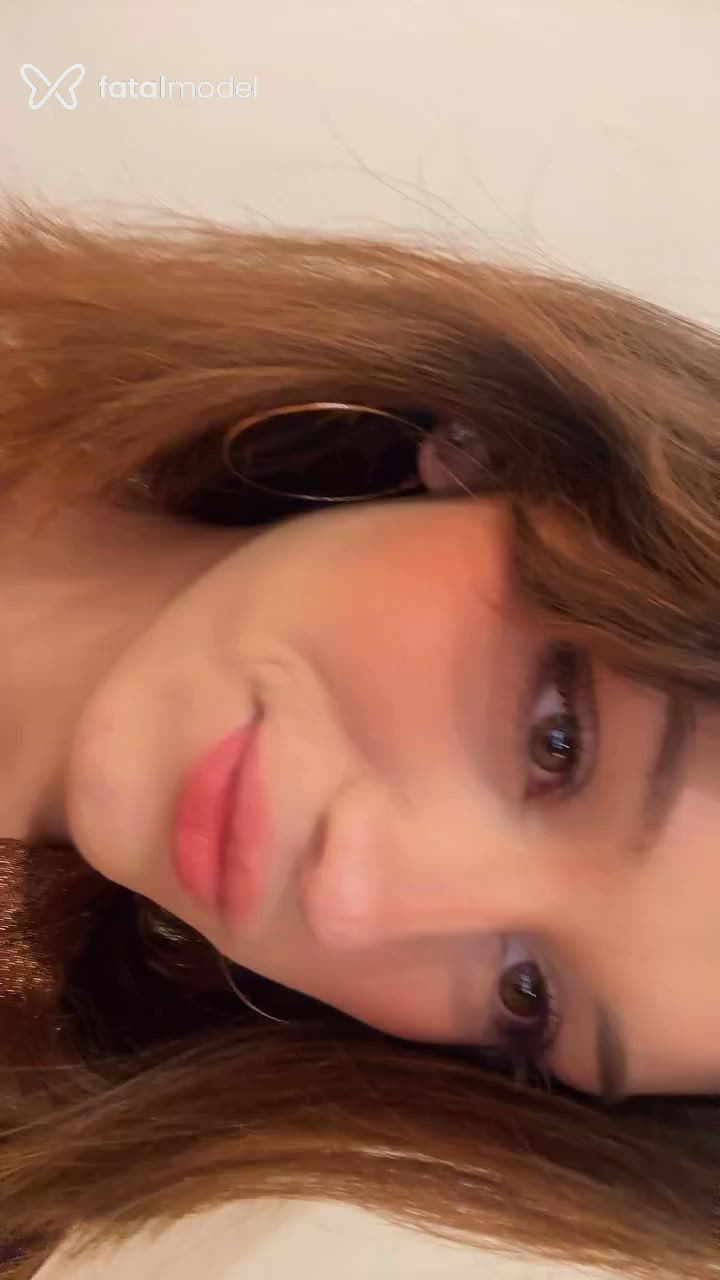 Acompanhante mulher trans morena (o) de olhos verdes - Valentina Montesi Acompanhante mulher trans morena (o) de olhos verdes - Valentina Montesi