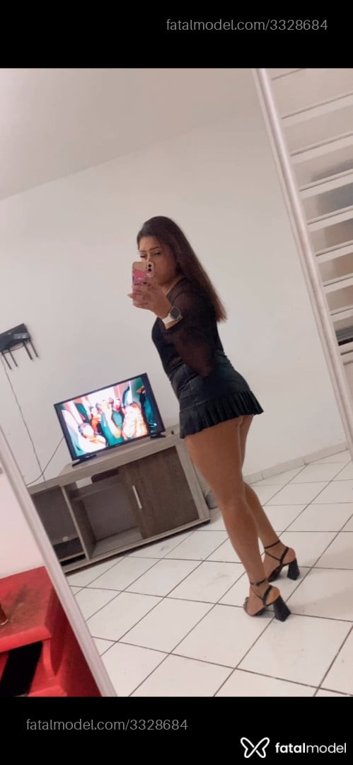Acompanhante mulher trans morena (o) de olhos pretos em Mauá - Larissa