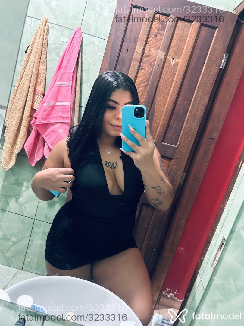 Acompanhante mulher morena (o) de olhos castanhos em Campo Novo do Parecis - Bruna