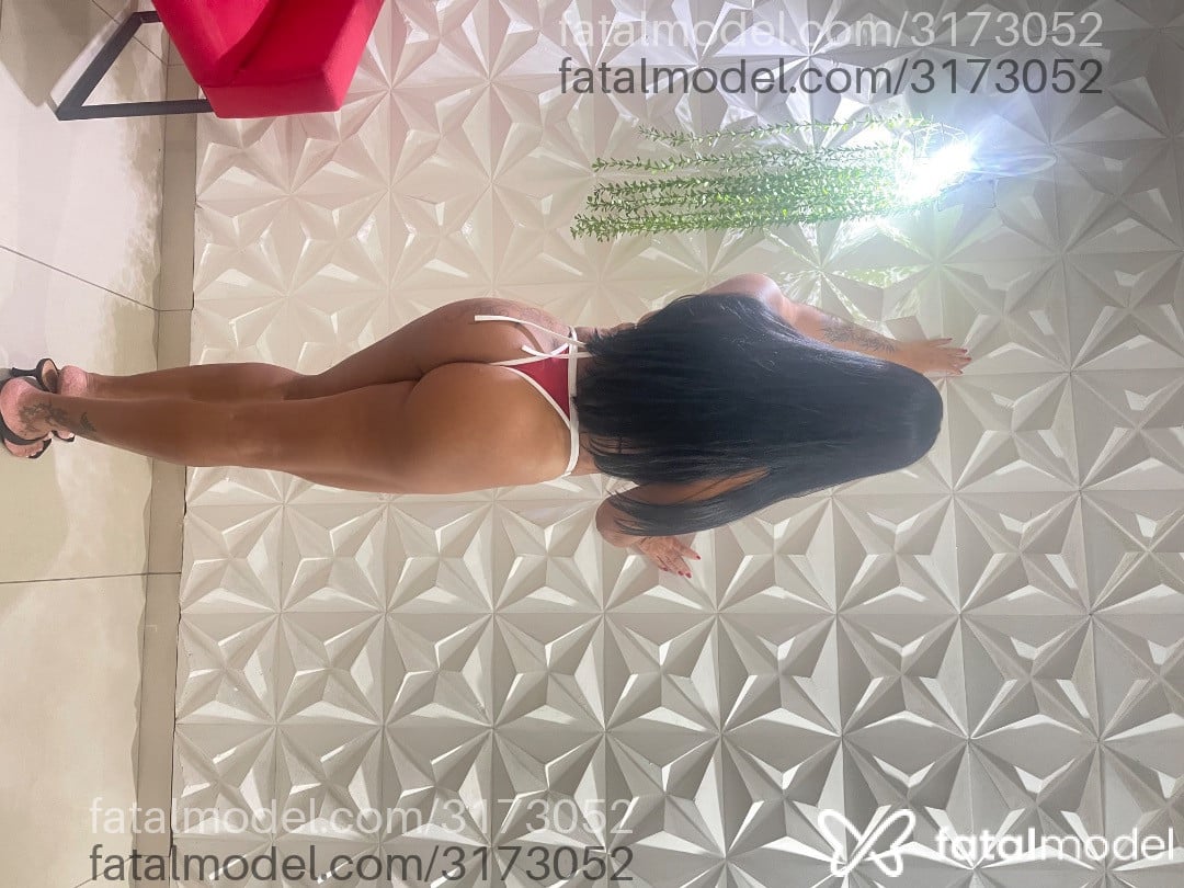 Acompanhante mulher morena (o) de olhos castanhos - Ananda Fernandes Acompanhante mulher morena (o) de olhos castanhos - Ananda Fernandes