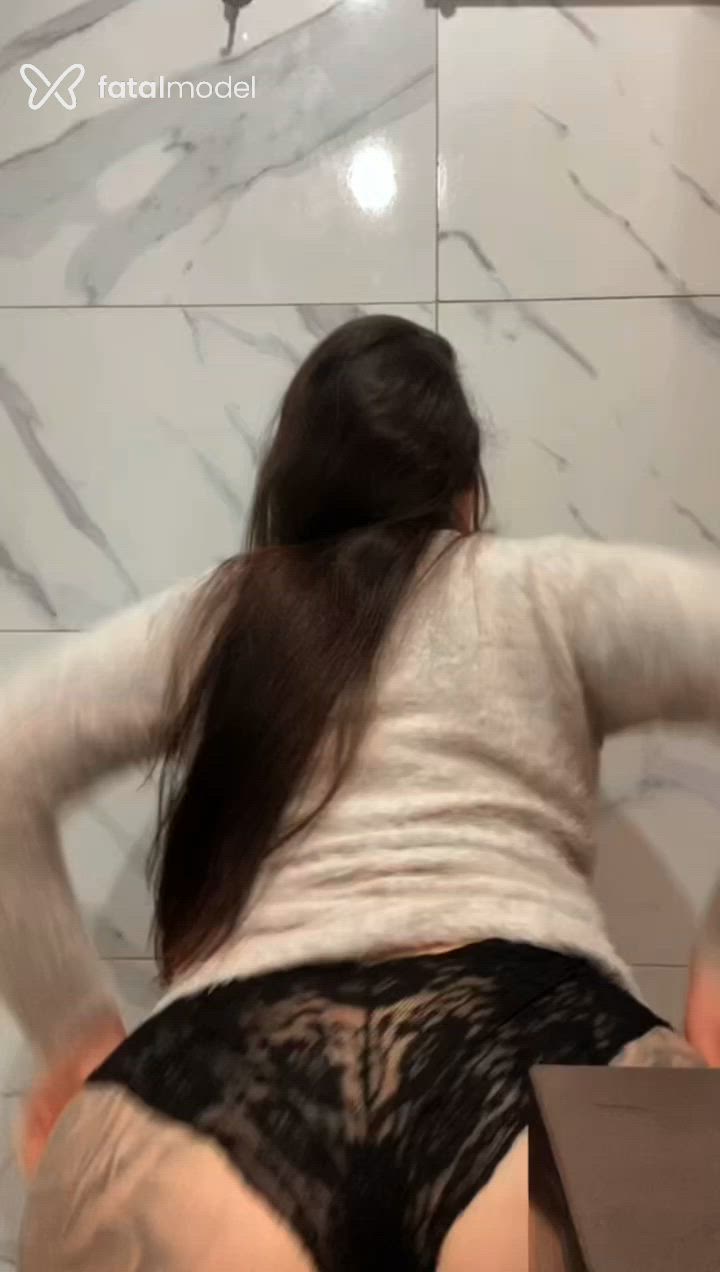 Acompanhante mulher com cabelo castanho de olhos castanhos - Morgana