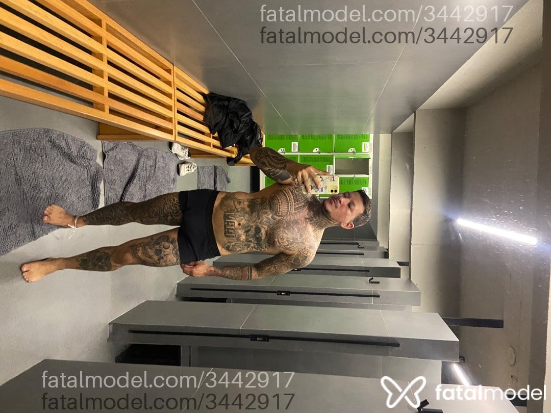 Acompanhante homem morena (o) de olhos pretos em Curitiba Acompanhante homem morena (o) de olhos pretos em Curitiba - Eduardo Oliveira