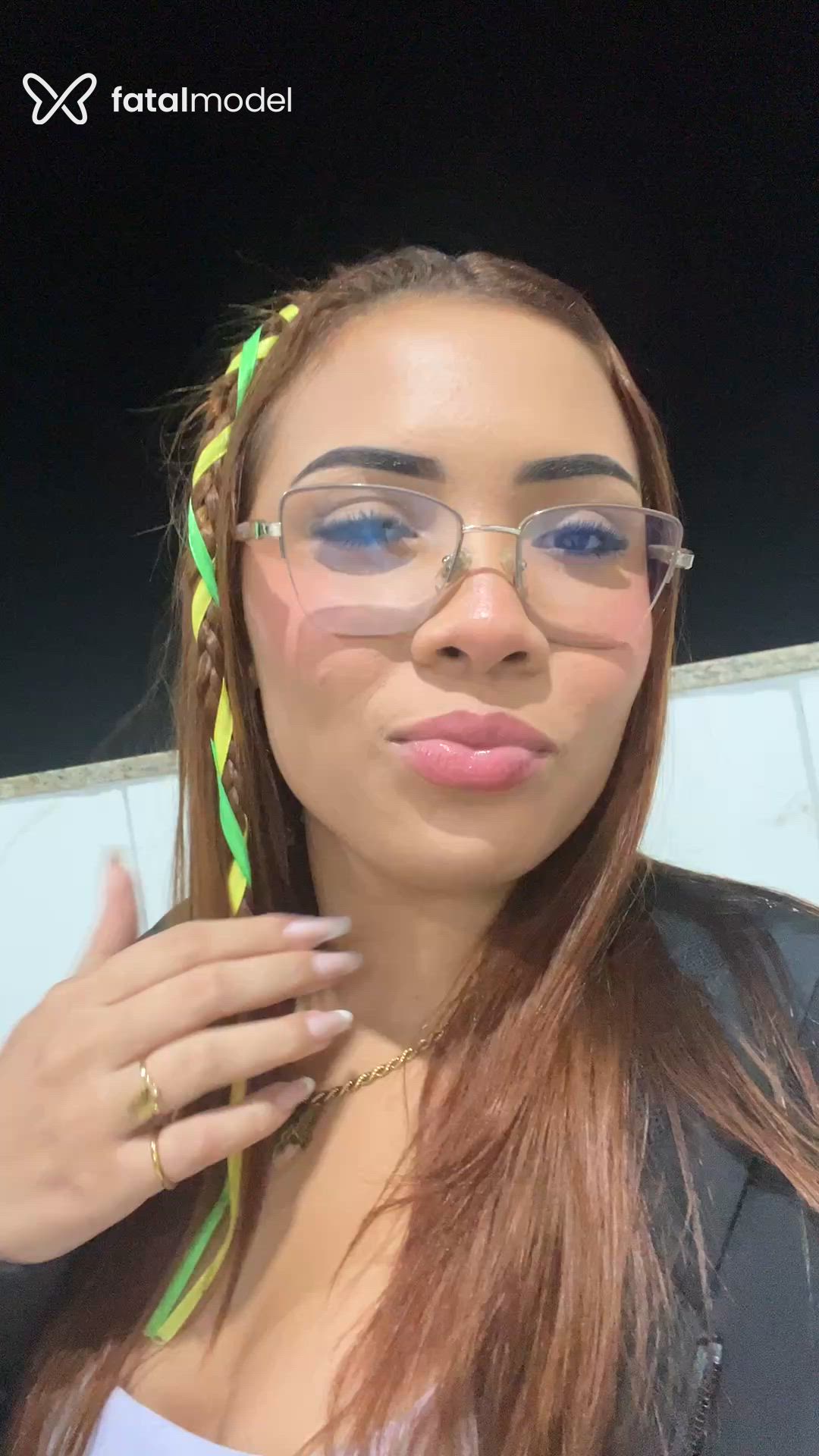 Acompanhante mulher ruiva (o) de olhos pretos em Cabo Frio Acompanhante mulher ruiva (o) de olhos pretos em Cabo Frio - Isabellav