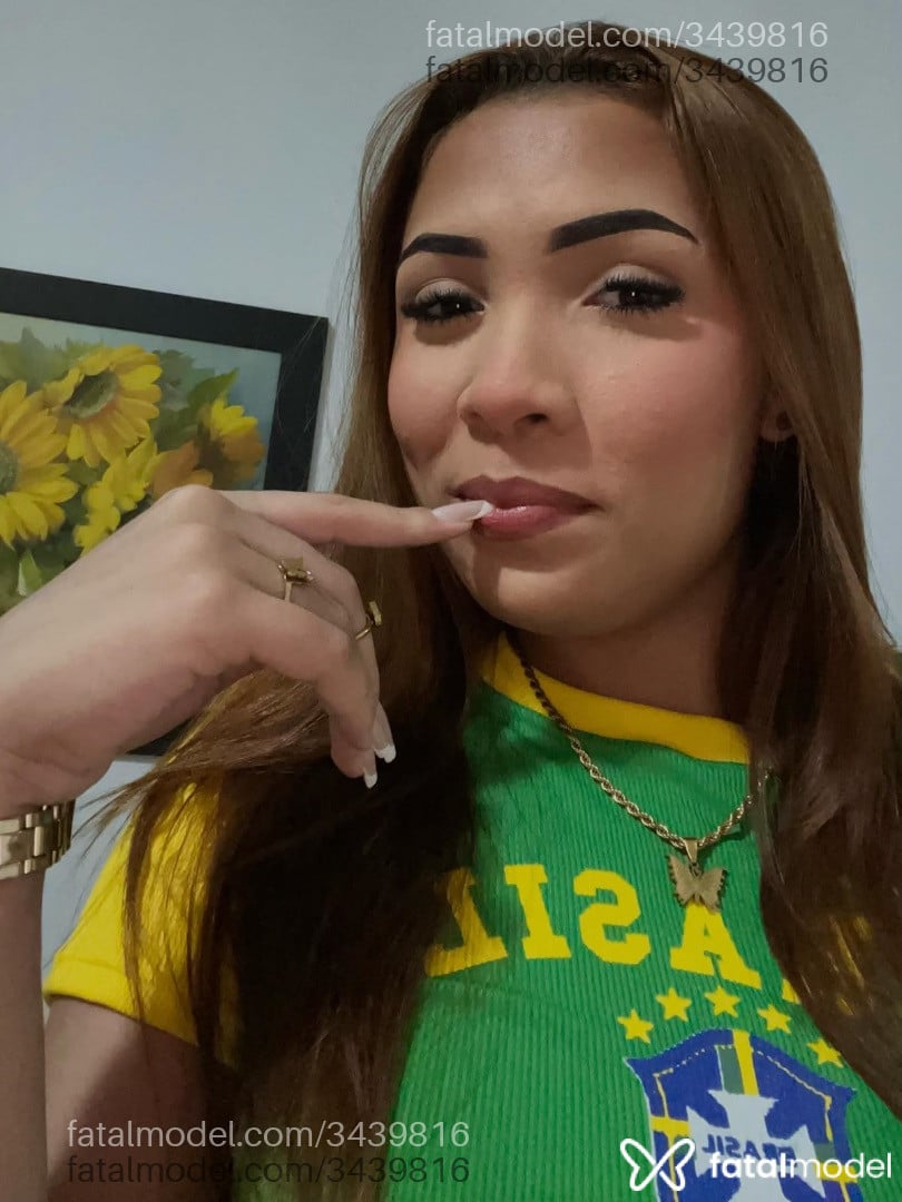 Acompanhante mulher ruiva (o) de olhos pretos em Cabo Frio Acompanhante mulher ruiva (o) de olhos pretos em Cabo Frio - Isabellav