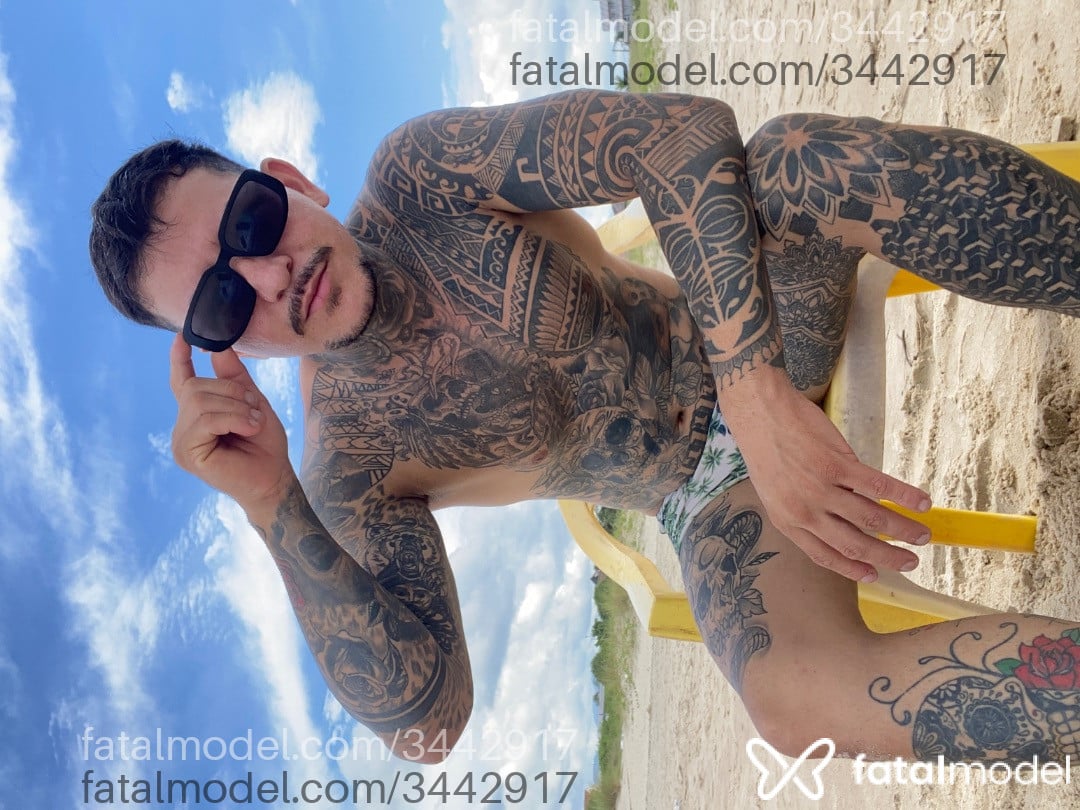 Acompanhante homem morena (o) de olhos pretos em Curitiba Acompanhante homem morena (o) de olhos pretos em Curitiba - Eduardo Oliveira